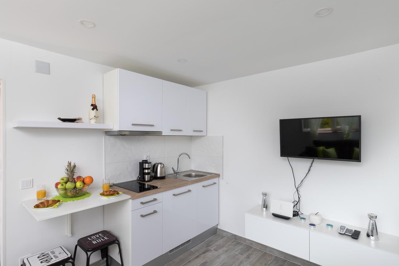 Apartment Semi ดูบรอฟนิก ภายนอก รูปภาพ